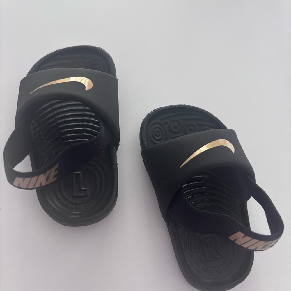 Nike Toddler slip on sandals